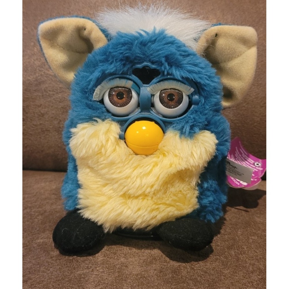 Vintage 1999 Dragon Furby With Brown Eyes RARE! Non Working